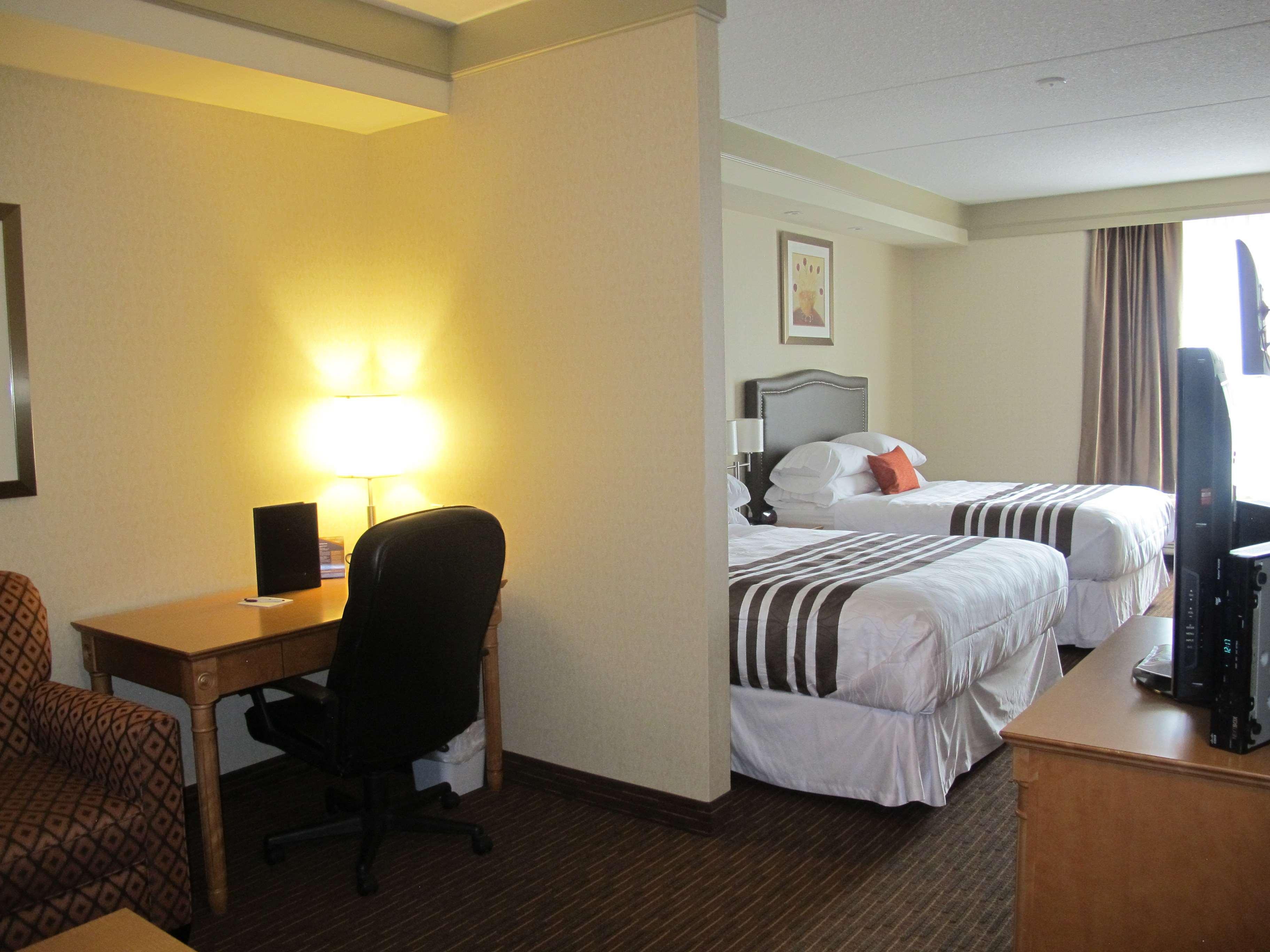 Best Western Plus Ватерлоо Экстерьер фото