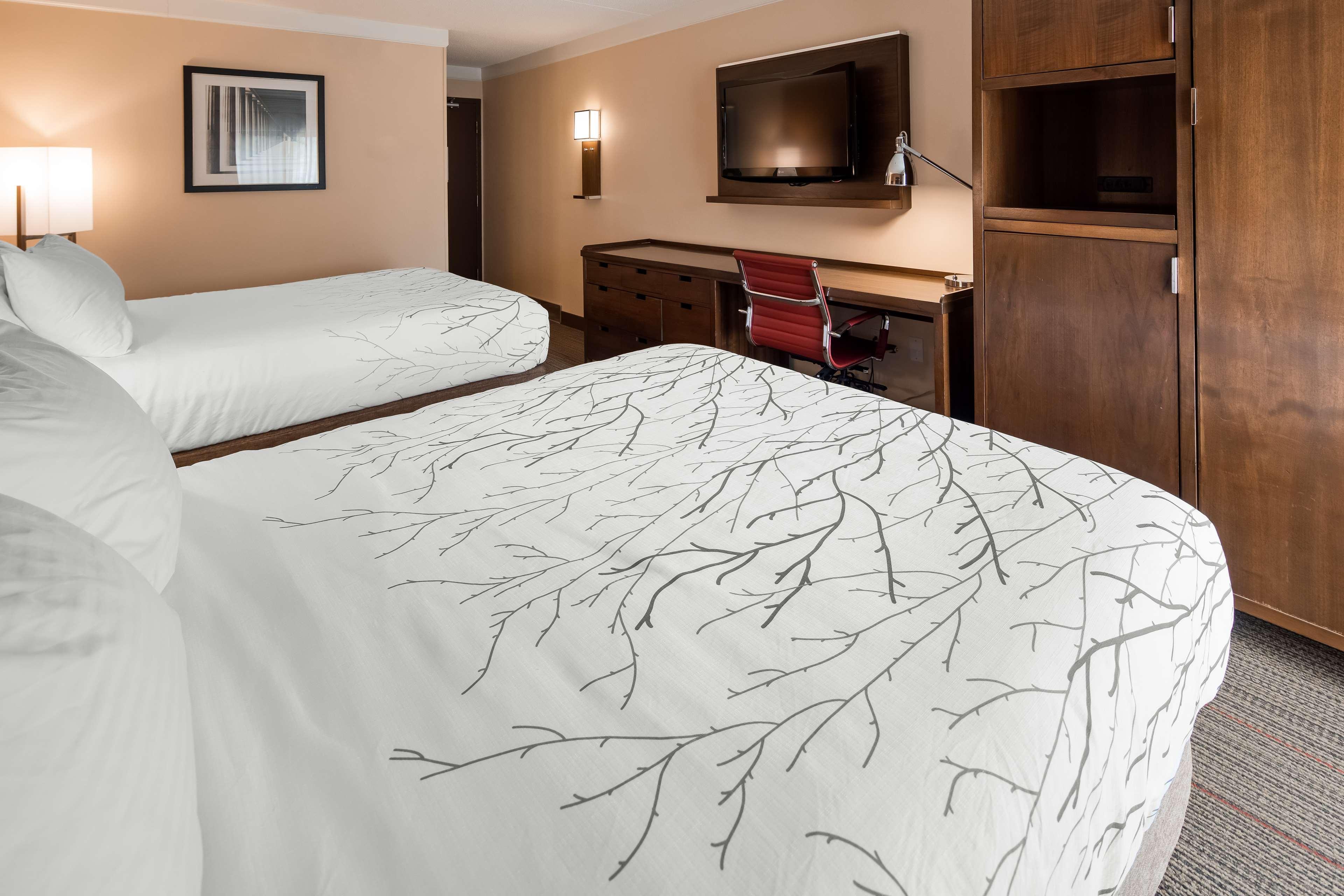 Best Western Plus Ватерлоо Экстерьер фото