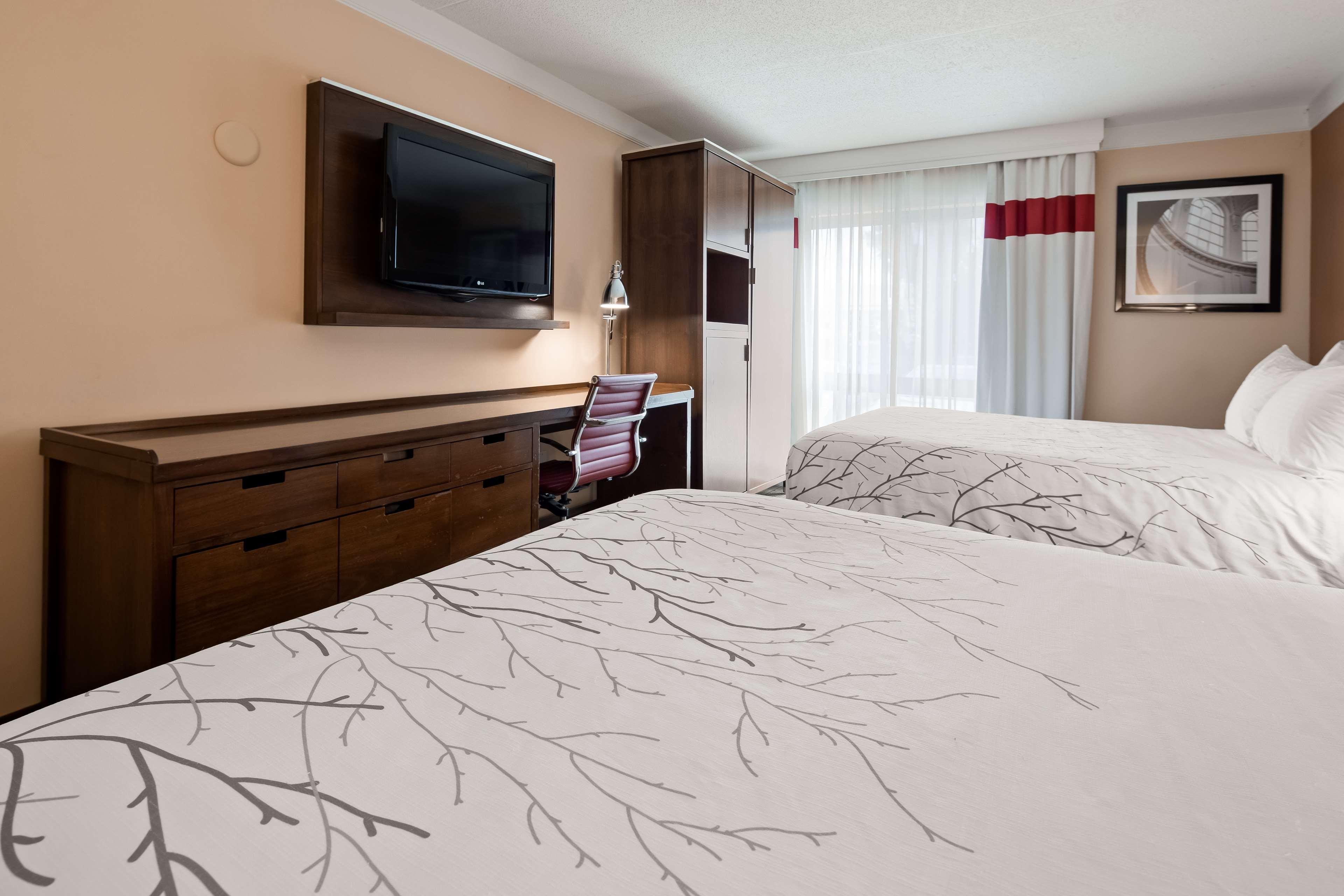 Best Western Plus Ватерлоо Экстерьер фото